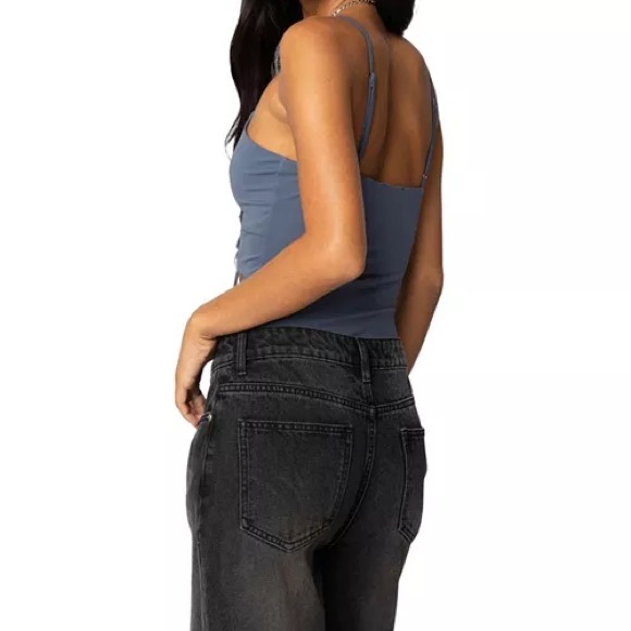 Edikted Serene Cut Out Bodysuit - Picture 2 of 7